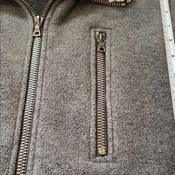 Orvis Gray and Brown Fleece Vest - Picture 5 of 9